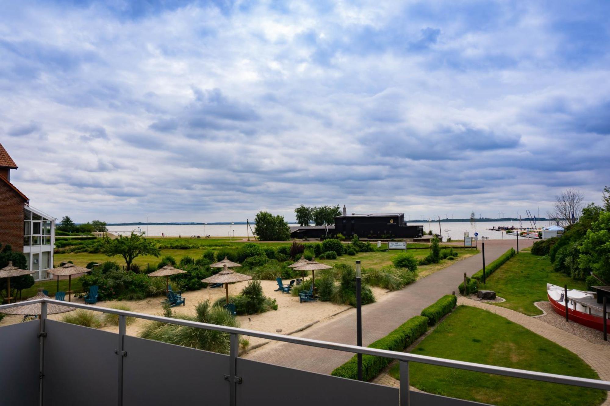 Apartmán Haus Strandglueck - Urlaub Mit Blick Auf Den Duemmer See Lembruch Exteriér fotografie